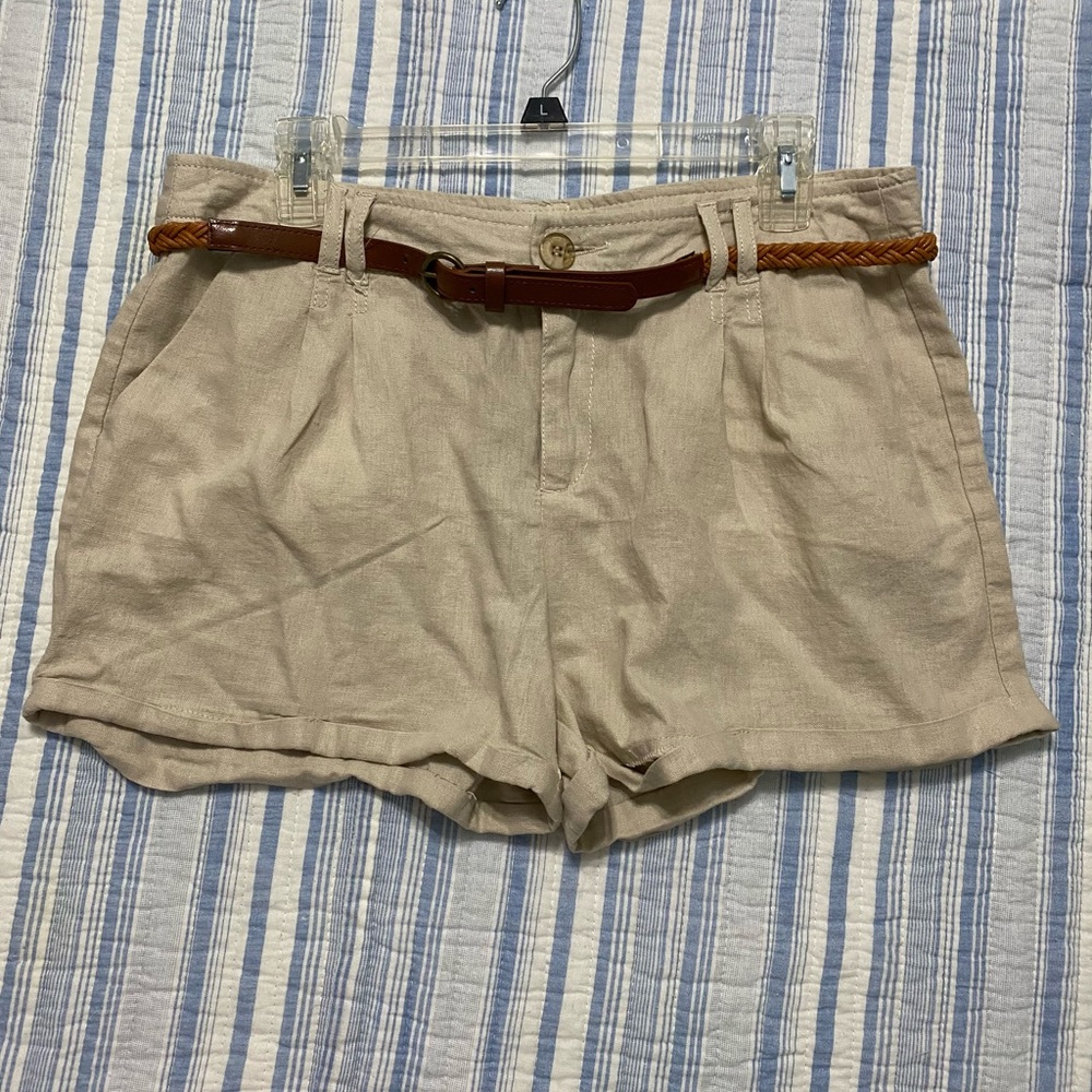 Linen shorts